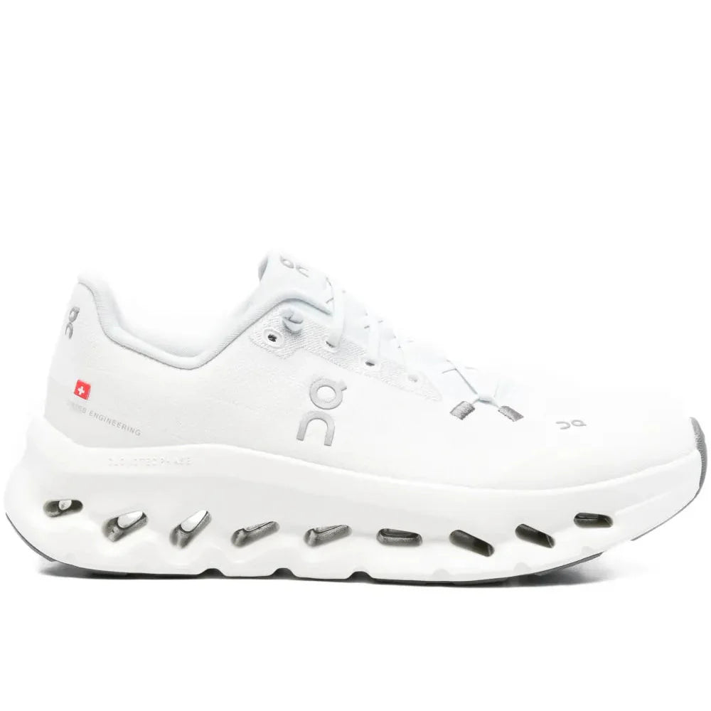 On Cloudtilt Glacier