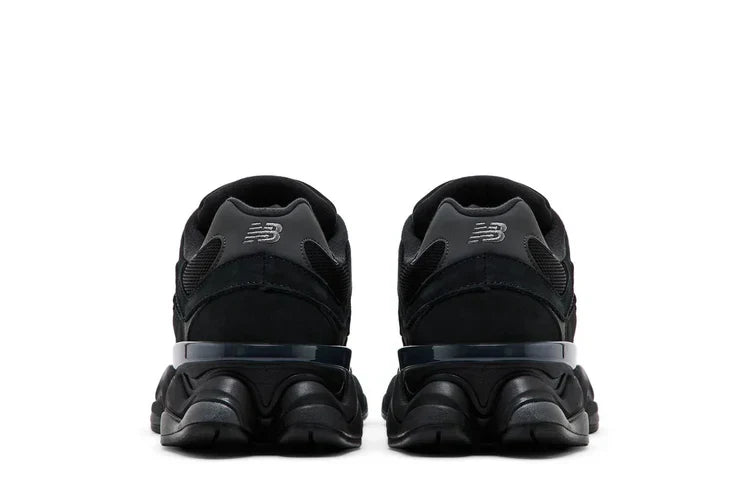 Tênis New Balance 9060 Black Cement "Black Cat" Preto