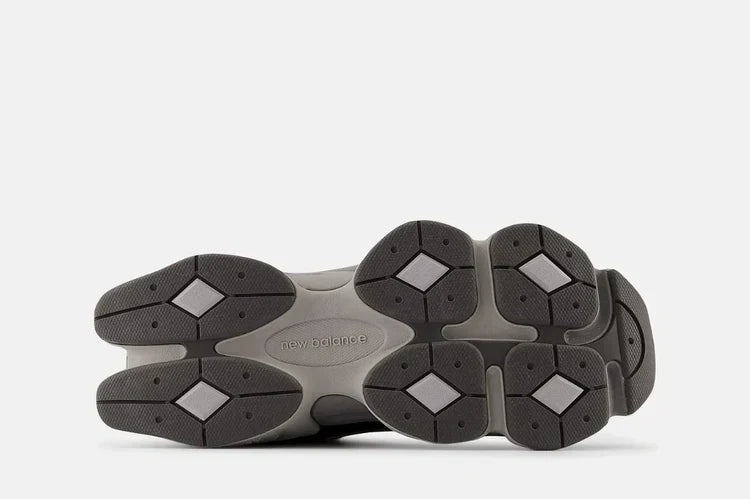 New Balance 9060 Black Castlerock