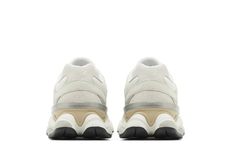 Tênis New Balance 9060 Sea Salt Moonbeam Branco